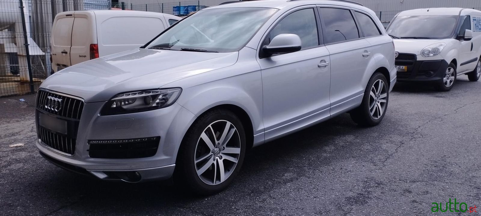 2011' Audi Q7 photo #3