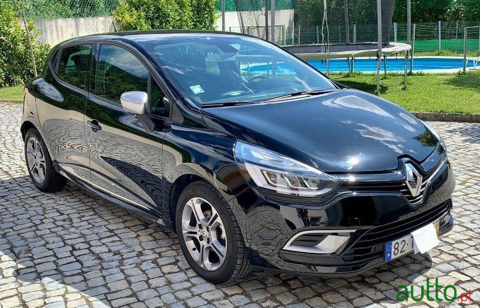 2017' Renault Clio 1.5 Dci Gt Line photo #2