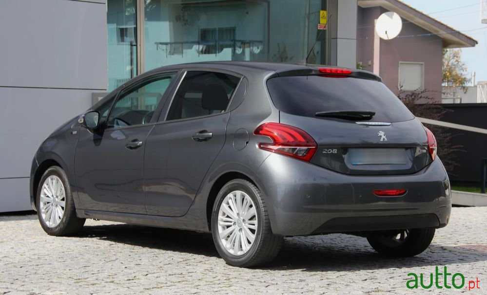 2017' Peugeot 208 1.2 Puretech Style photo #5