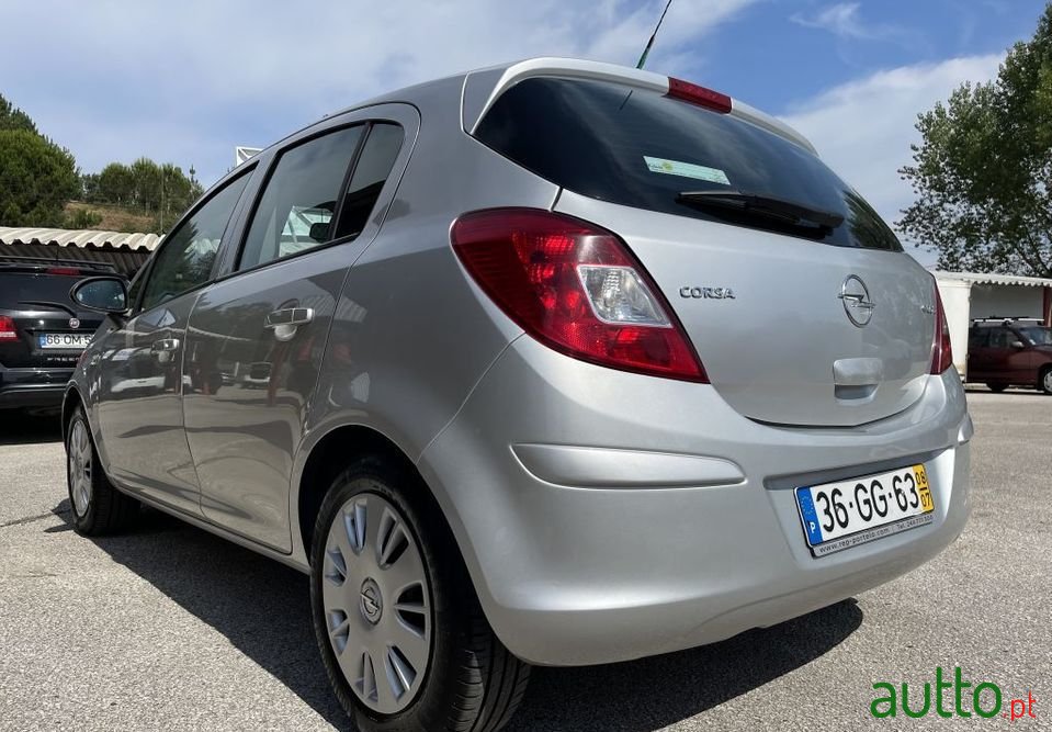 2008' Opel Corsa photo #4