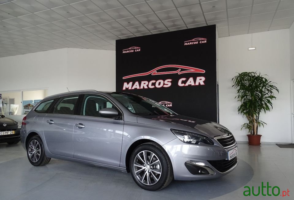 2016' Peugeot 308 Sw photo #1