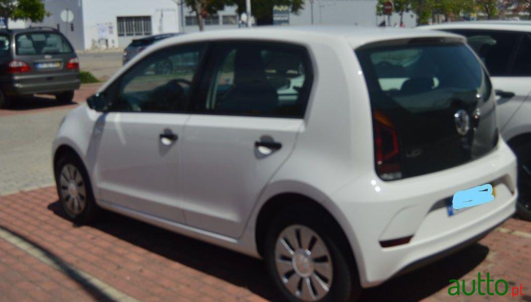 2018' Volkswagen Up photo #1