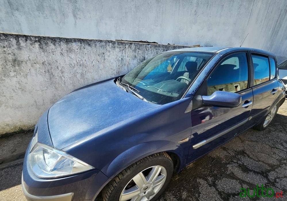 2002' Renault Megane 1.5 Dci Confort photo #1