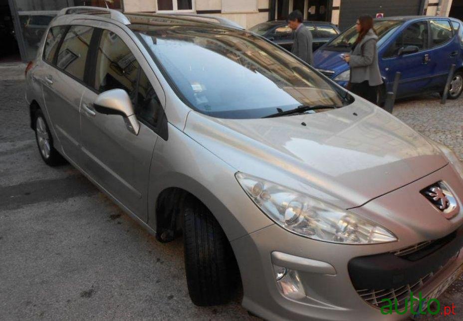 2009' Peugeot 308-Sw 1.6 Hdi Premium photo #1