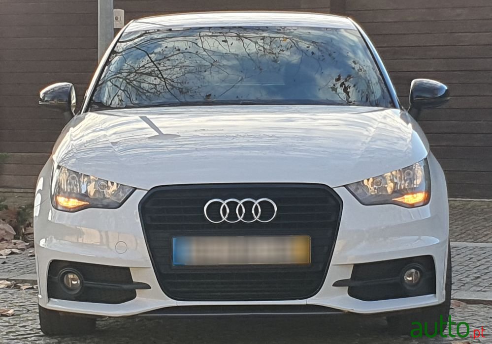 2013' Audi A1 S-Line photo #3