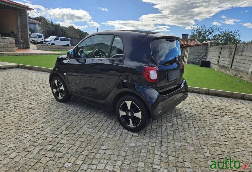 2018' Smart Fortwo Electric Drive Passion photo #4