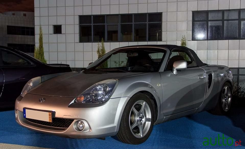 2002' Toyota MR2 photo #5