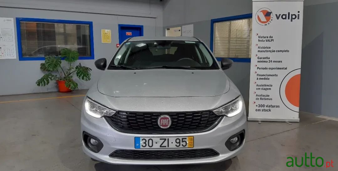 2019' Fiat Tipo Station Wagon photo #2