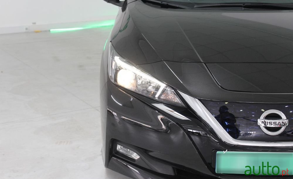 2018' Nissan Leaf N-Connecta photo #4