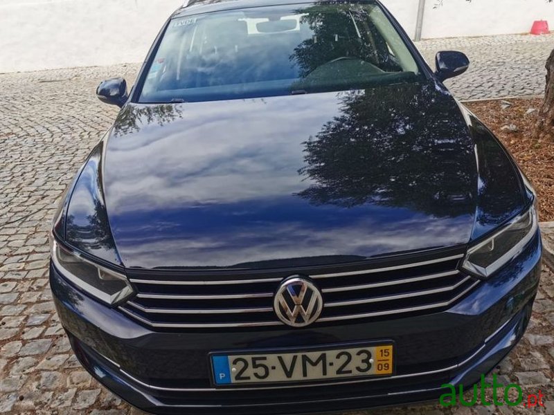 2015' Volkswagen Passat Variant photo #1