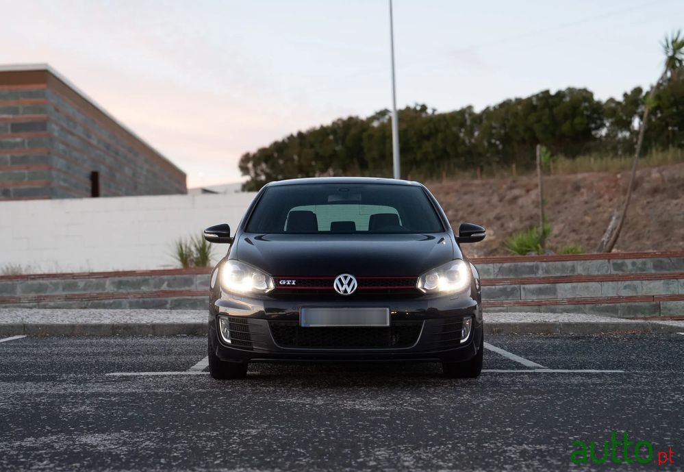 2011' Volkswagen Golf 2.0 Gti Dsg photo #3