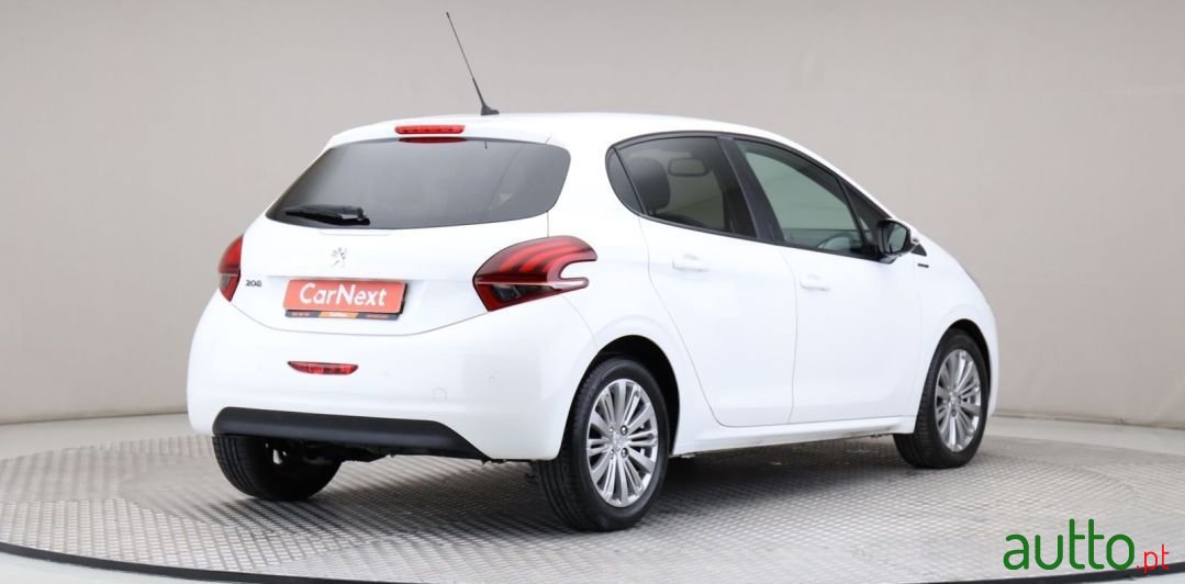 2018' Peugeot 208 photo #5