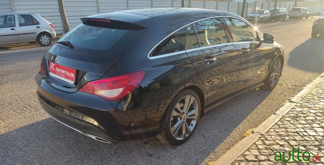 2018' Mercedes-Benz Cla-180 photo #6