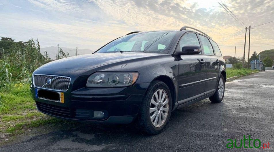 2006' Volvo V50 Nível 2 photo #1