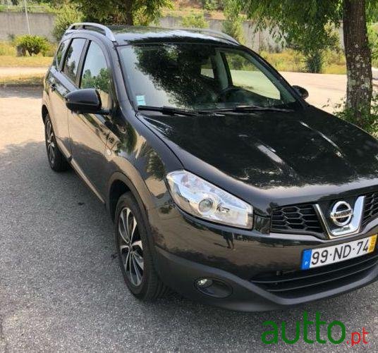 2012' Nissan Qashqai photo #2