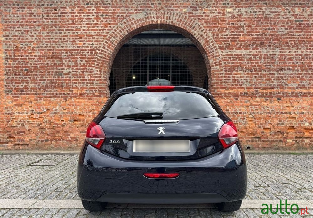 2018' Peugeot 208 photo #3