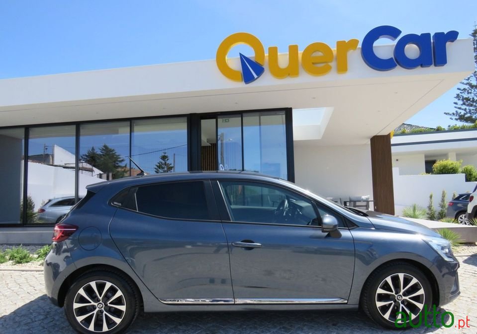 2020' Renault Clio photo #5