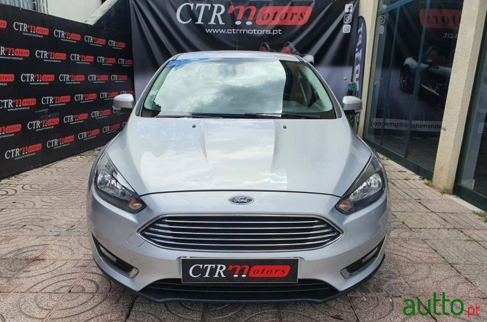 2015' Ford Focus photo #4