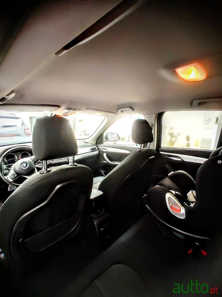 2020' BMW Série X 25 E Xdrive photo #6