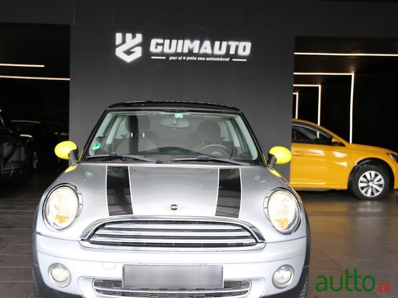 2008' MINI One 3 Portas photo #1