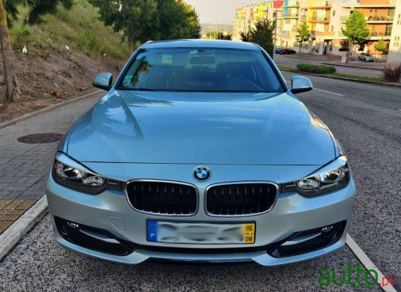 2015' BMW 318 D Line Sport Auto photo #5