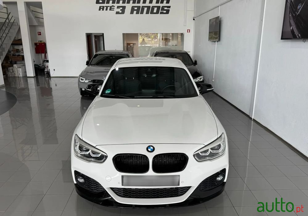 2017' BMW Série 1 I Pack M photo #3