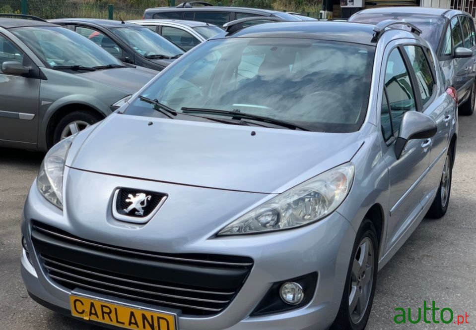 2010' Peugeot 207 Sw photo #1