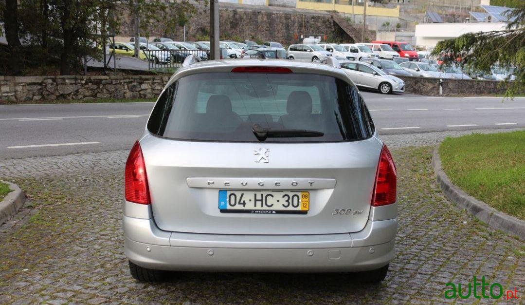 2008' Peugeot 308 Sw photo #2