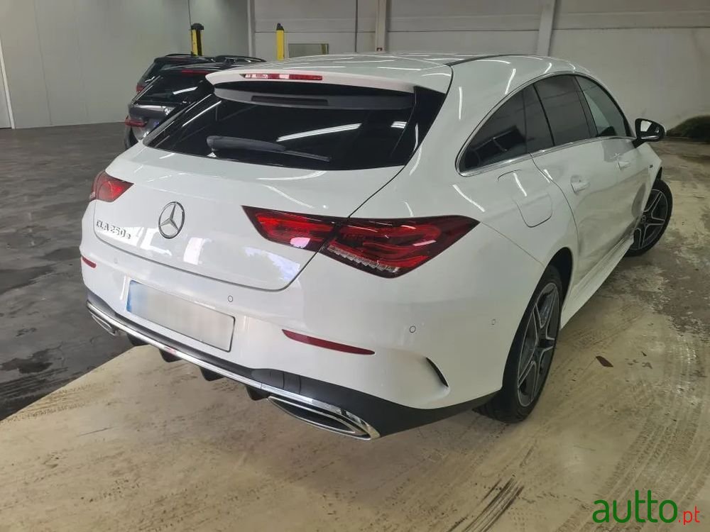 2021' Mercedes-Benz Classe Cla photo #2