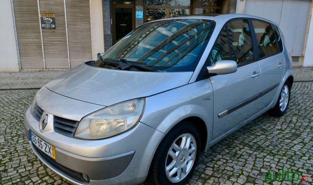 2005' Renault Scenic photo #1