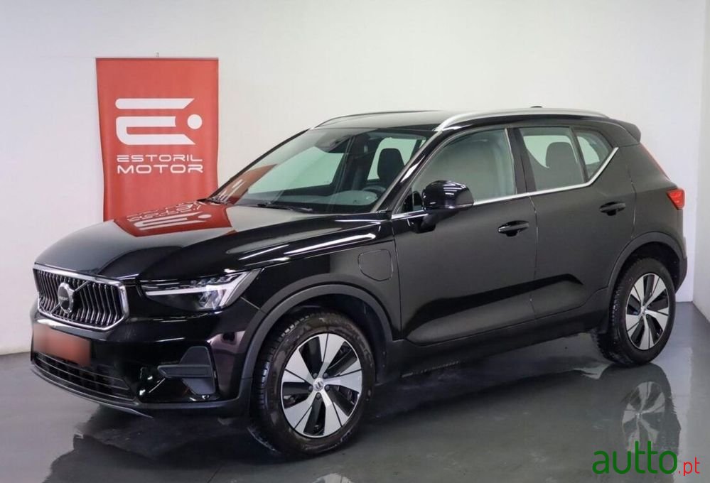 2023' Volvo Xc 40 photo #1