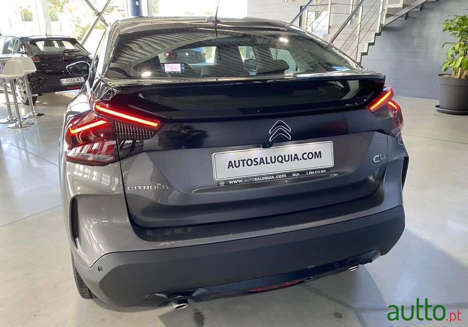 2022' Citroen C4 photo #3