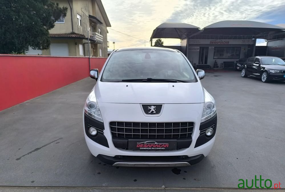 2013' Peugeot 3008 photo #2