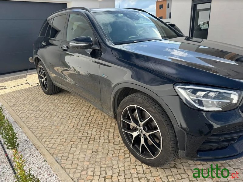 2021' Mercedes-Benz Classe Glc E 4Matic photo #3