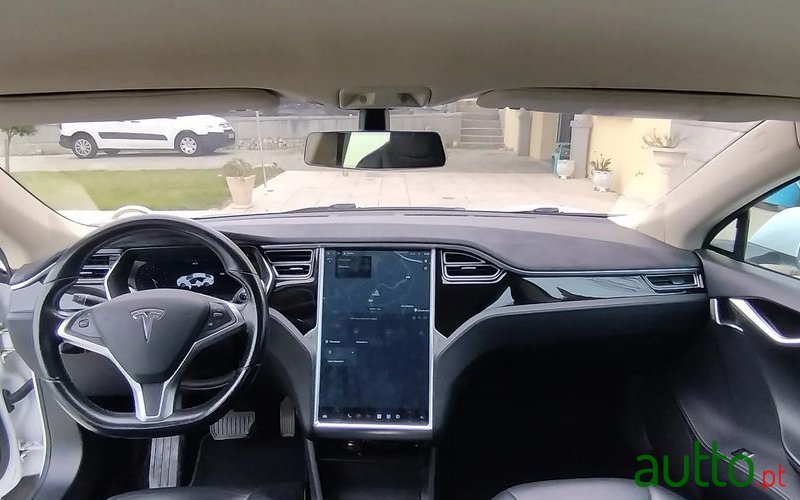 2014' Tesla Model S photo #6
