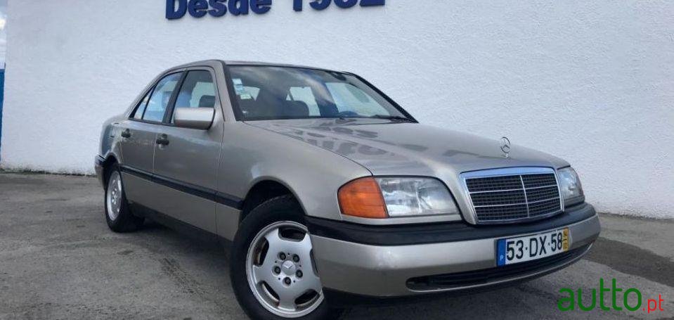 1994' Mercedes-Benz C-220 D photo #2