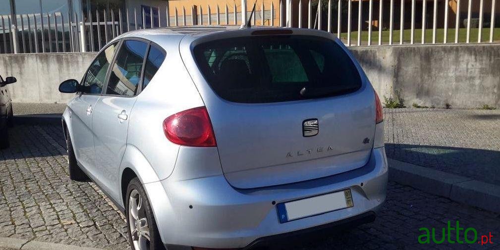 2007' SEAT Altea photo #2