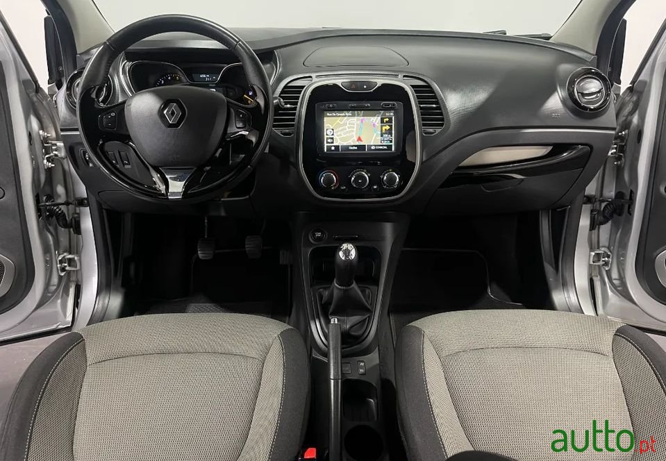 2014' Renault Captur photo #5