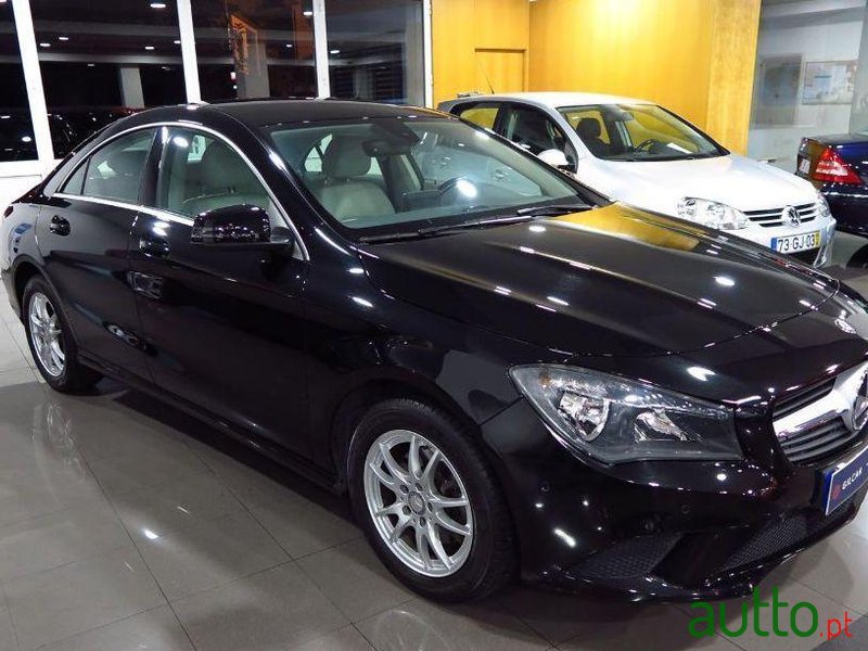 2015' Mercedes-Benz Cla-180 D 7G-T photo #2