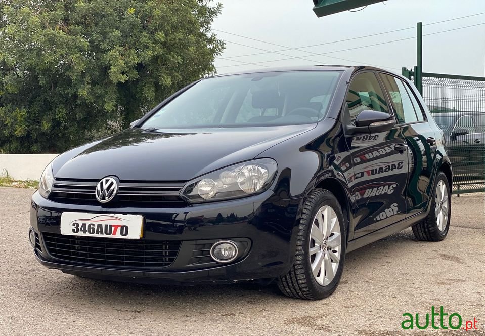 2012' Volkswagen Golf photo #3