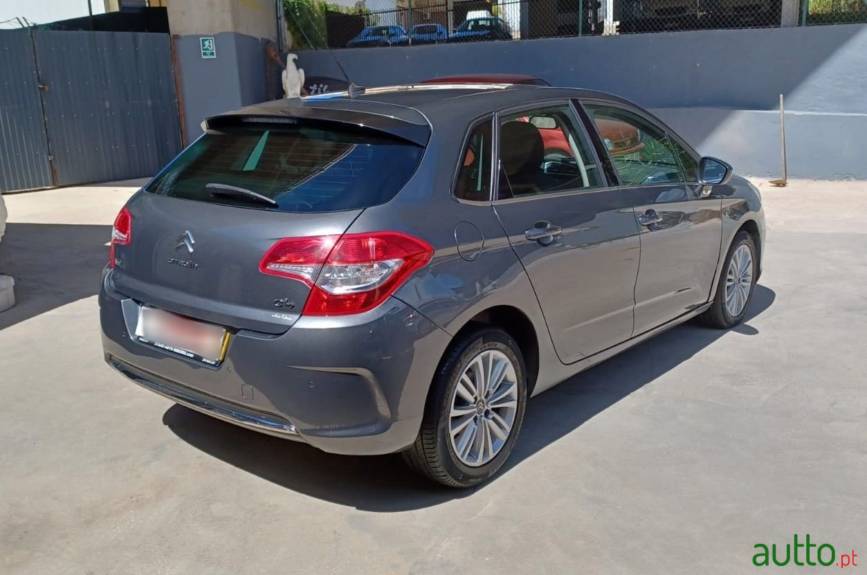 2013' Citroen C4 photo #4