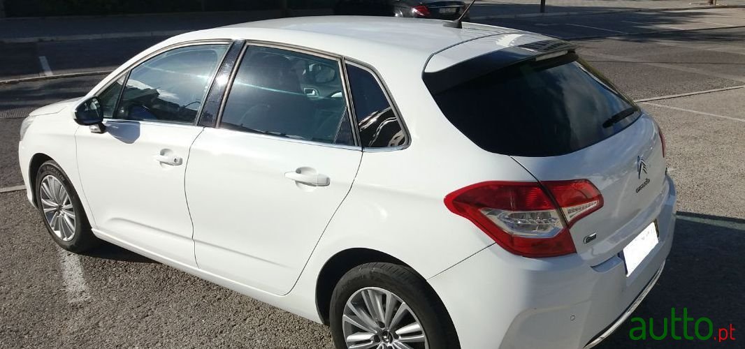 2013' Citroen C4 photo #4