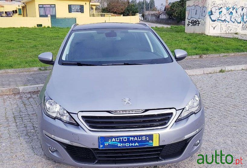 2014' Peugeot 308 Sw photo #3