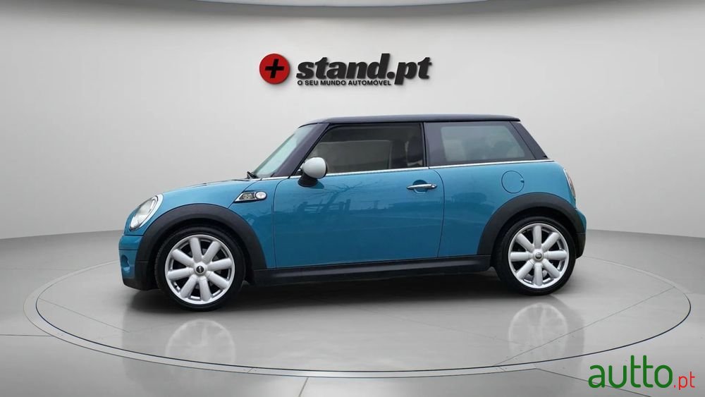 2009' MINI Cooper D photo #2