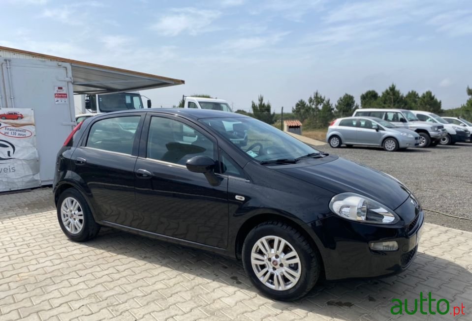 2017' Fiat Punto photo #4