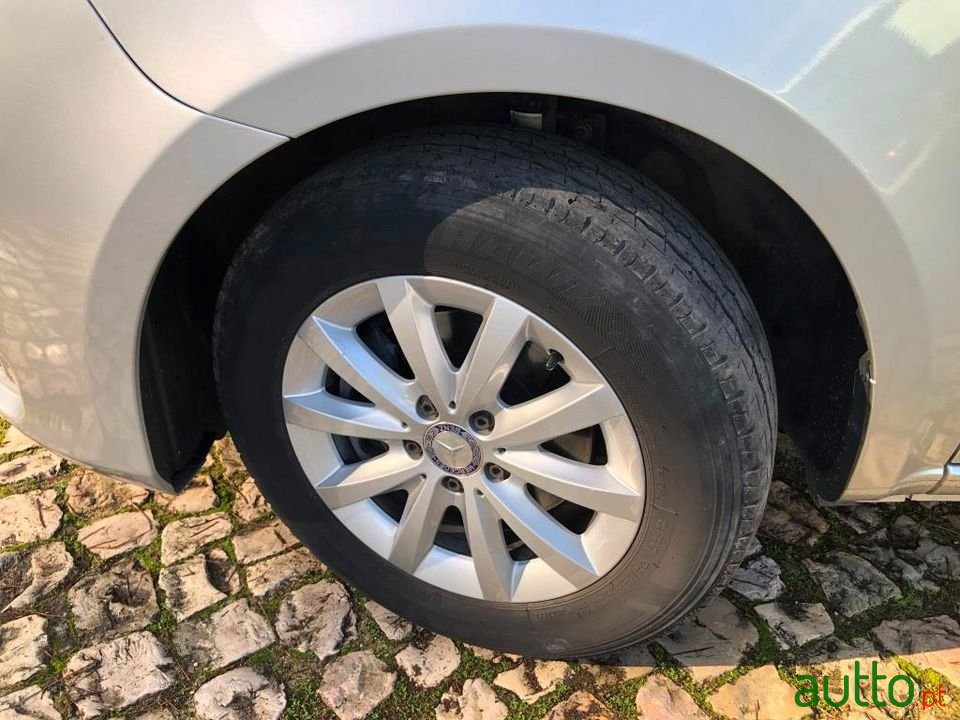 2016' Mercedes-Benz Vito photo #6