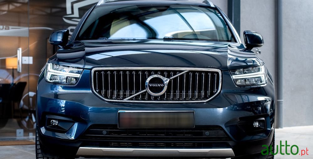 2020' Volvo Xc 40 photo #3