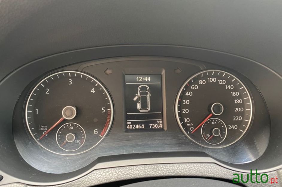 2011' Volkswagen Sharan 2.0 Tdi Highliine photo #1