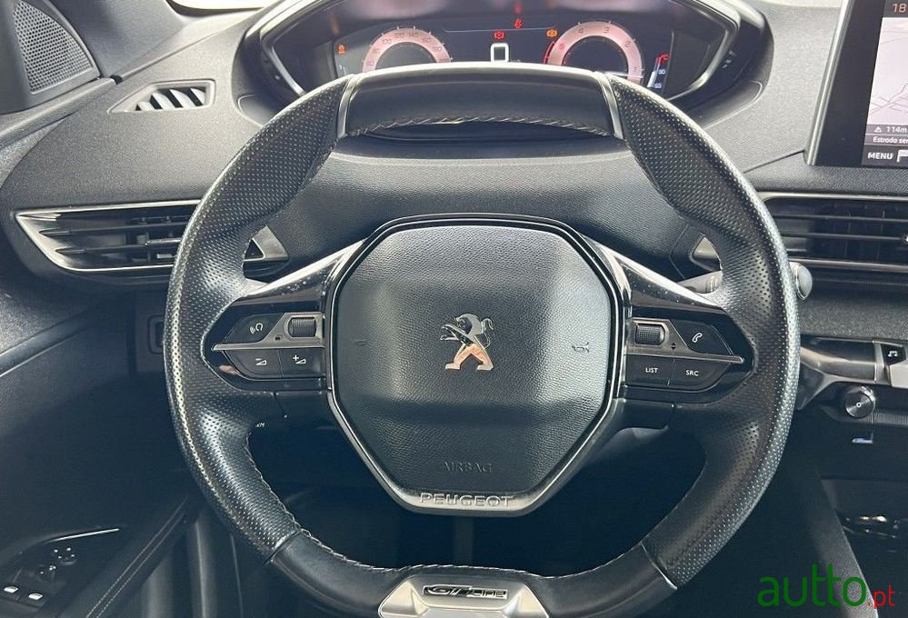 2020' Peugeot 3008 photo #6