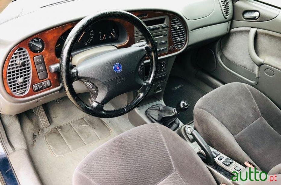 1998' Saab 9-3 Sport Hatch photo #3